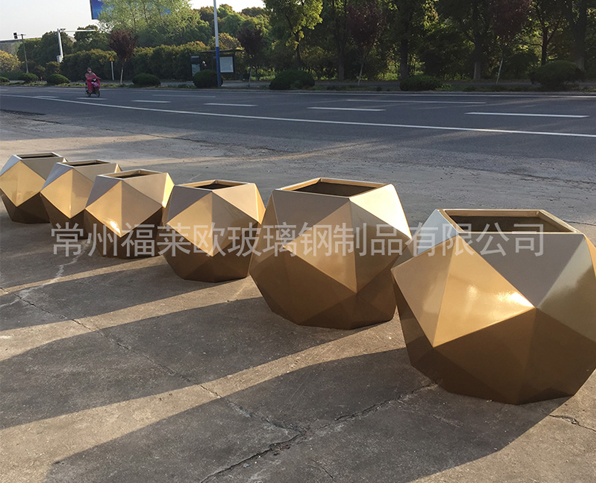 镇江定做大型玻璃钢雕塑公司